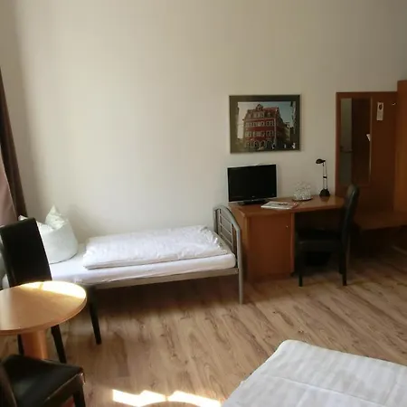 Pensjonat Schweizer Hof 3*